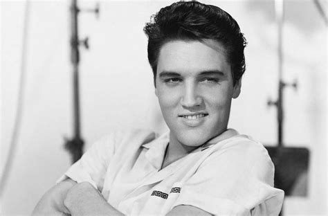 did elvis go international|why did elvis not fly internationally.